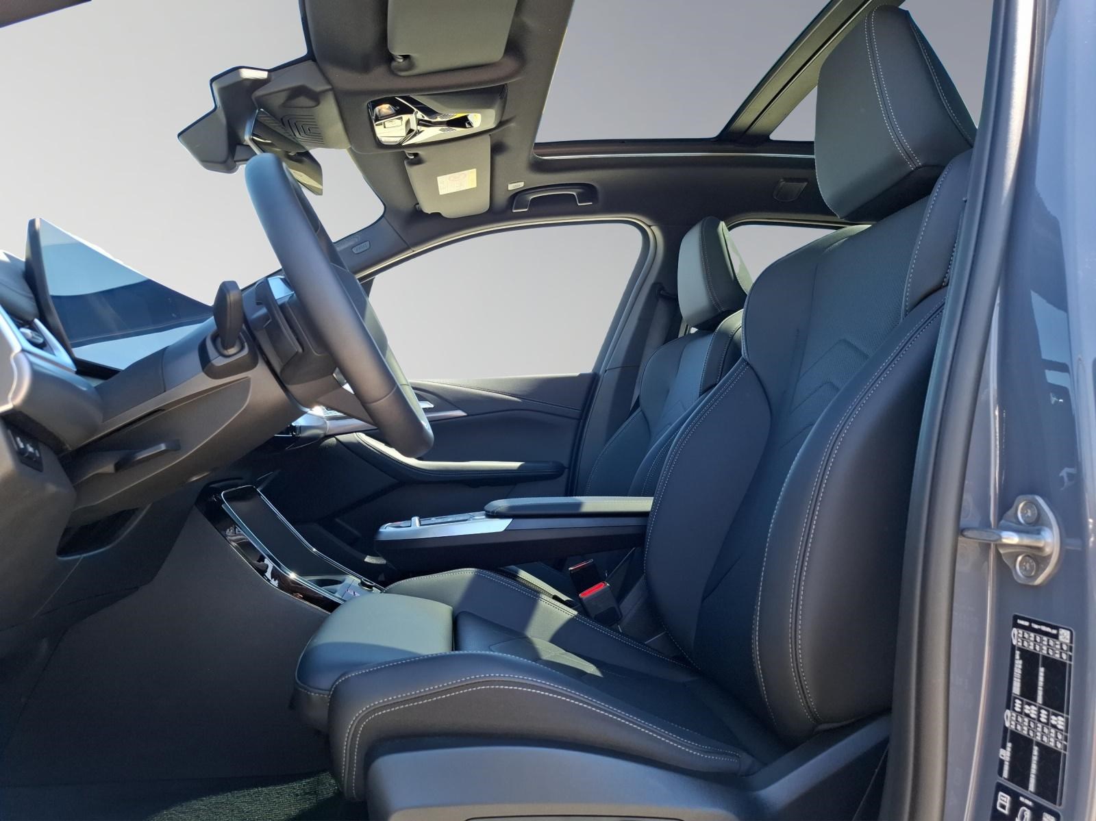 BMW 223 Active Tourer 223i xDrive SDKG Active Tourer-showroom-element-3