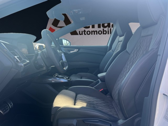 AUDI Q4 Sportback e-tron 50 quattro-image-9