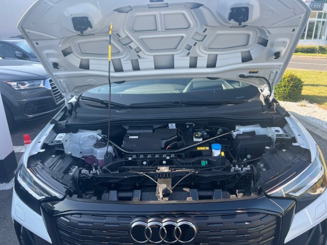 AUDI Q4 Sportback e-tron 50 quattro-image-19
