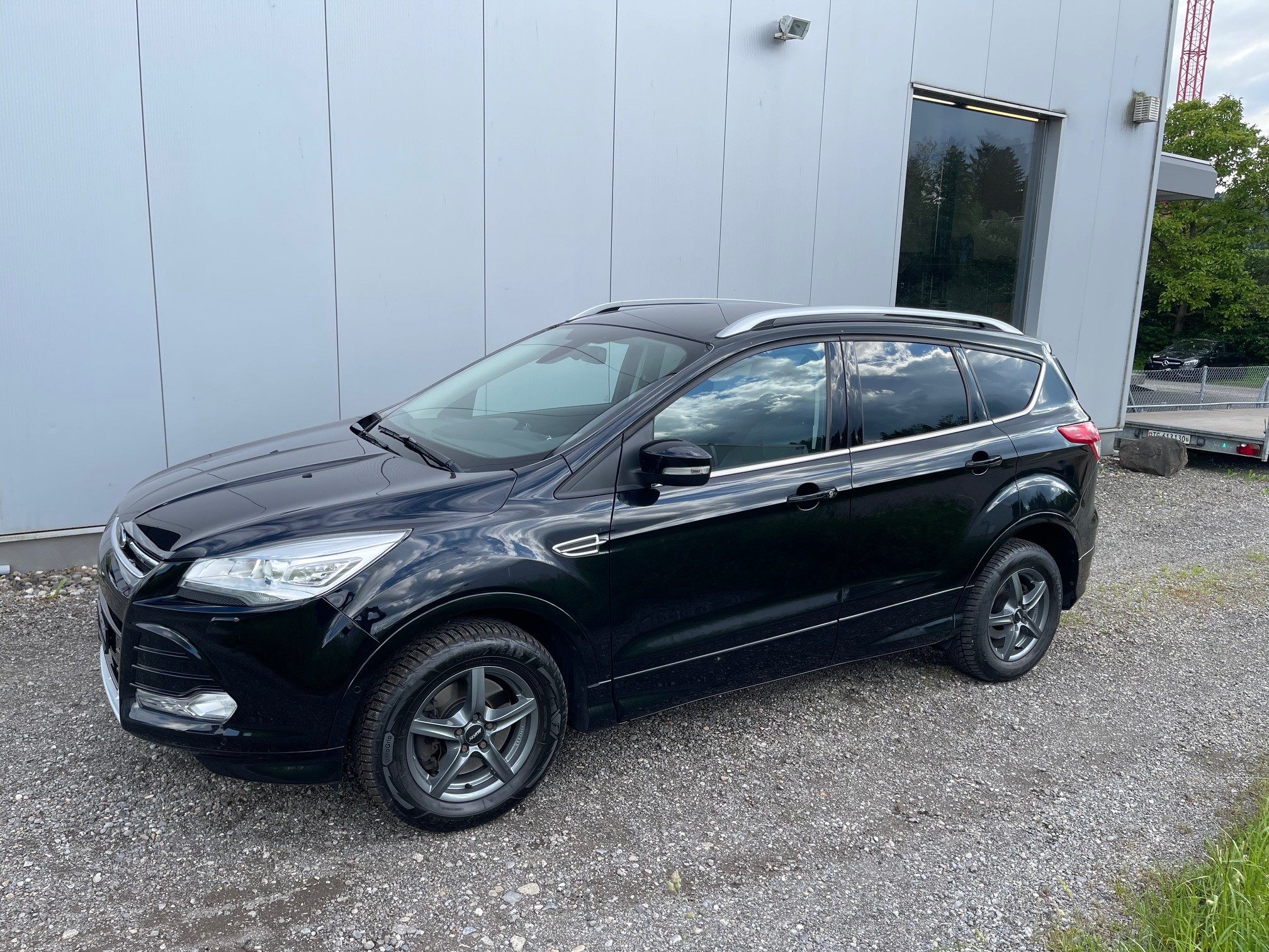 FORD Kuga 2.0 (SUV / Gelndewagen)