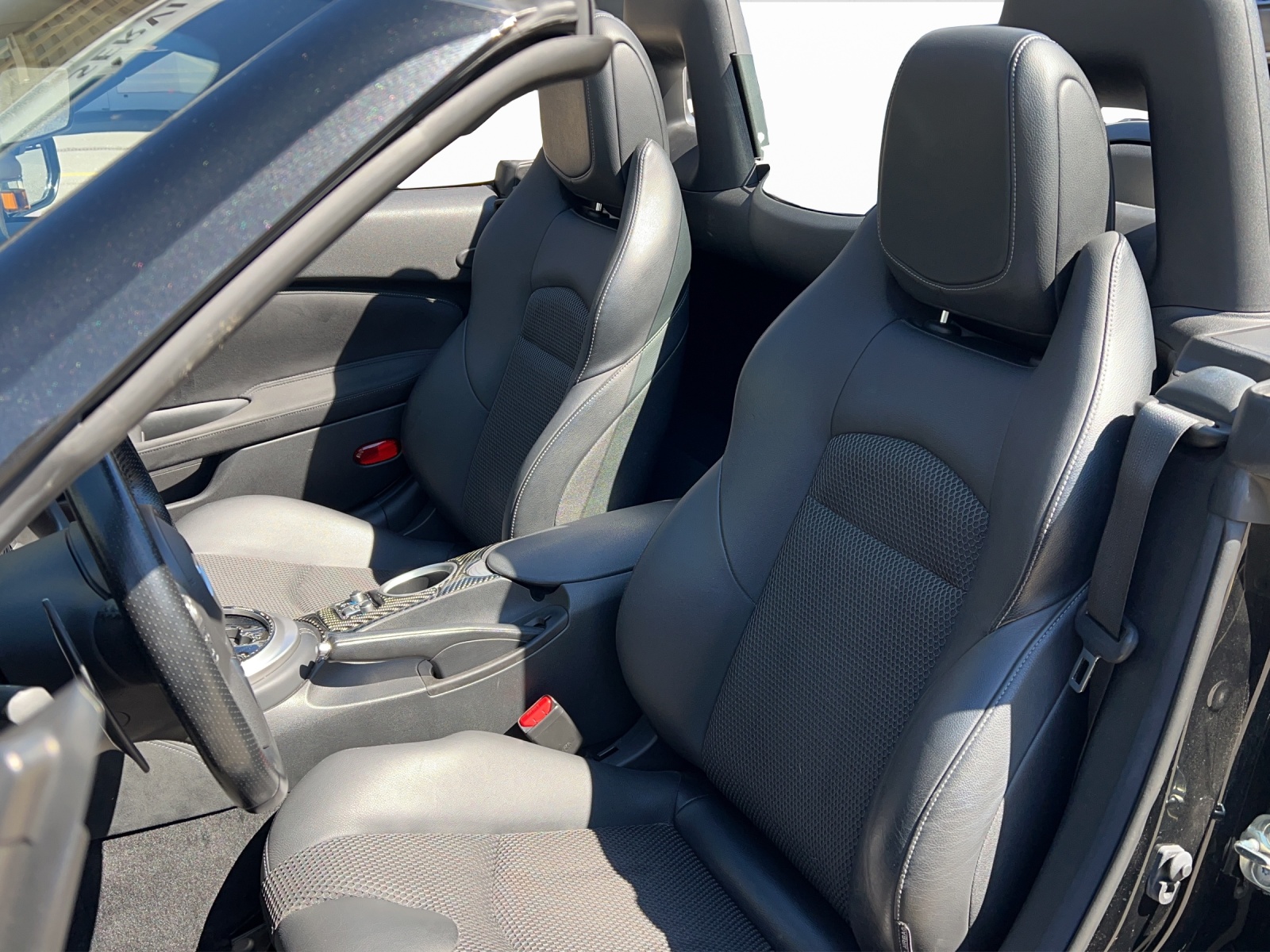NISSAN 370 Z Roadster Pack Automatic-image-5