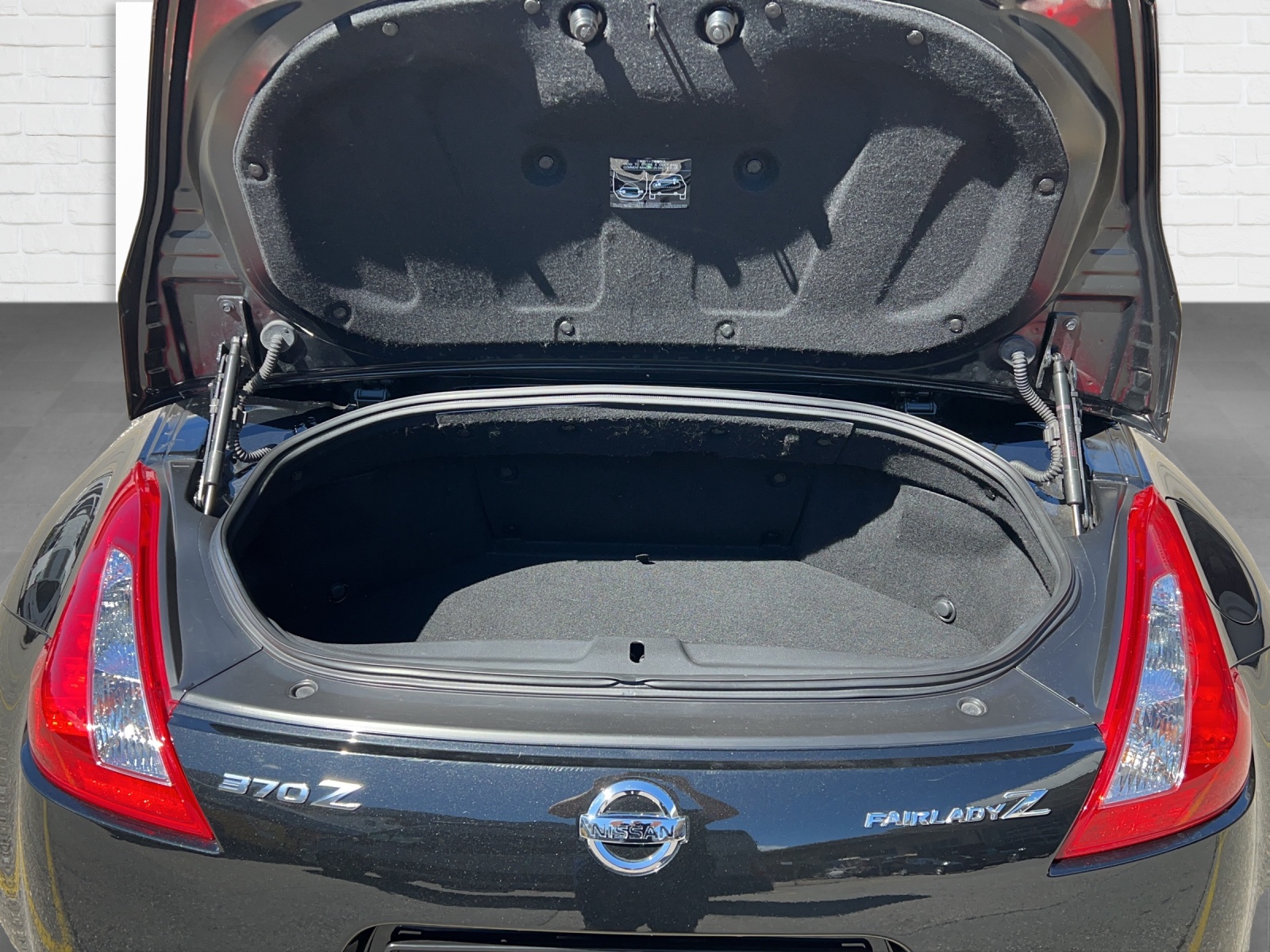 NISSAN 370 Z Roadster Pack Automatic-image-7