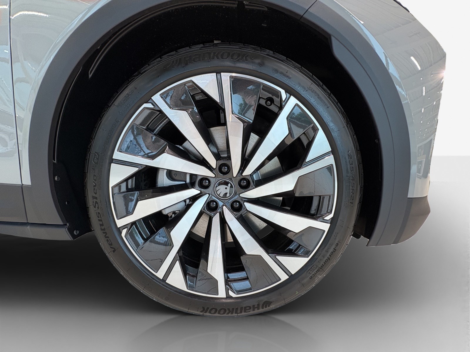 SKODA Elroq 85 Sport Line-image-14