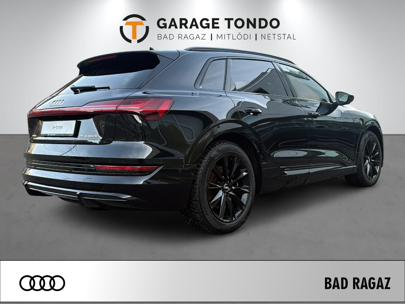 AUDI e-tron 55 S Line quattro-showroom-element-3