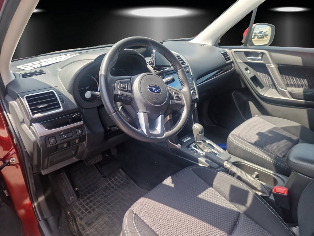 SUBARU Forester Station 2.0 D Swiss-image-8
