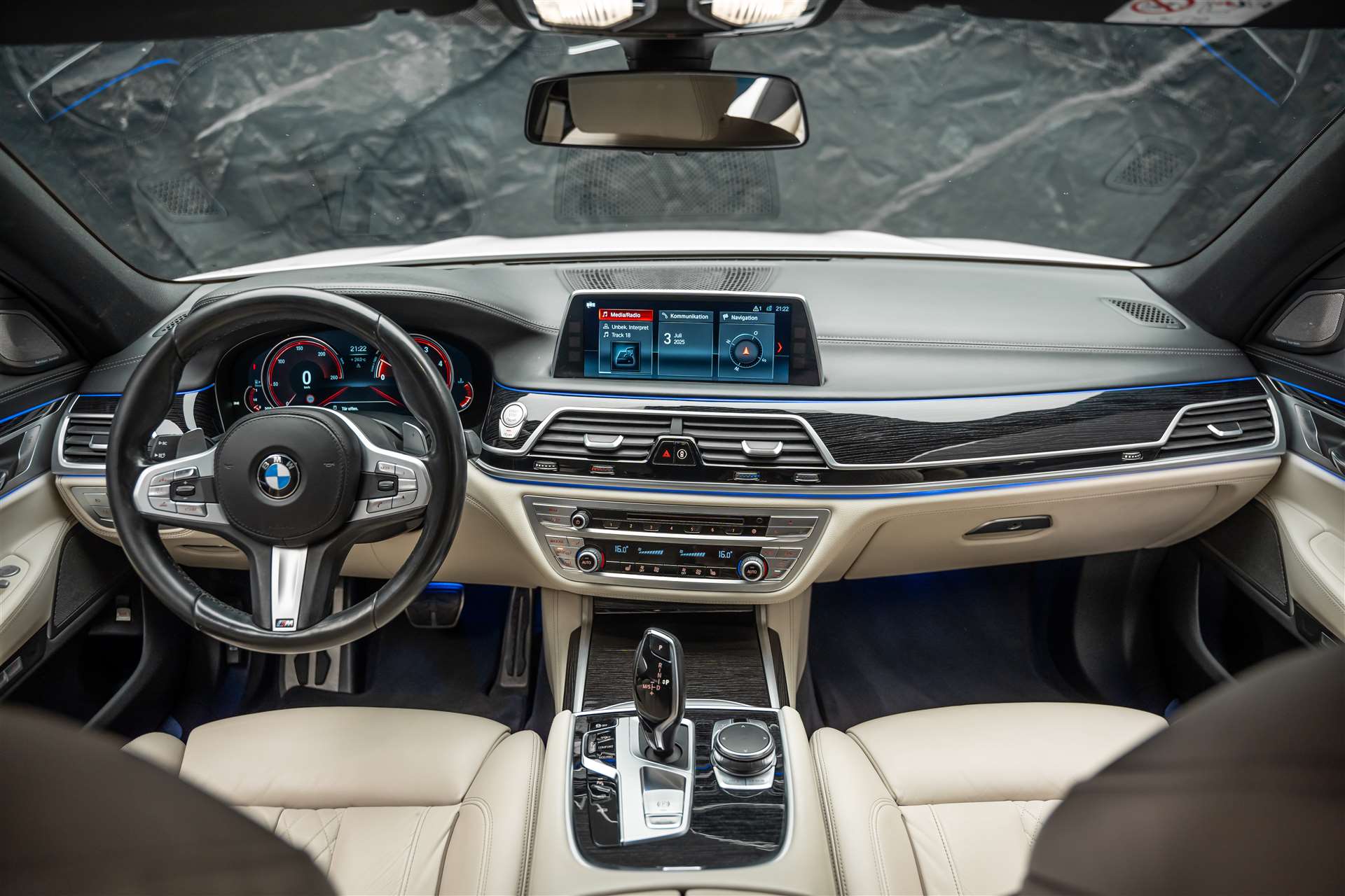 BMW BMW 730d xDrive M Sport Steptronic *Excl. Leder Elfenbein*-image-12