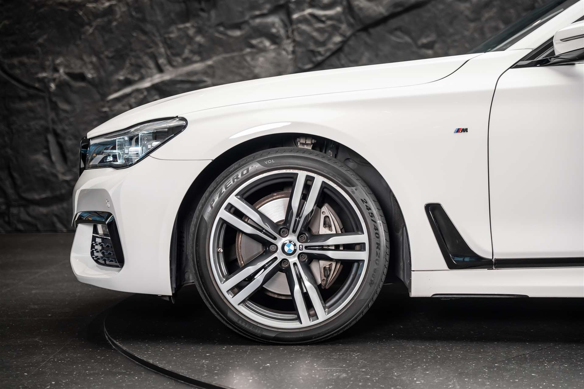 BMW BMW 730d xDrive M Sport Steptronic *Excl. Leder Elfenbein*-image-15