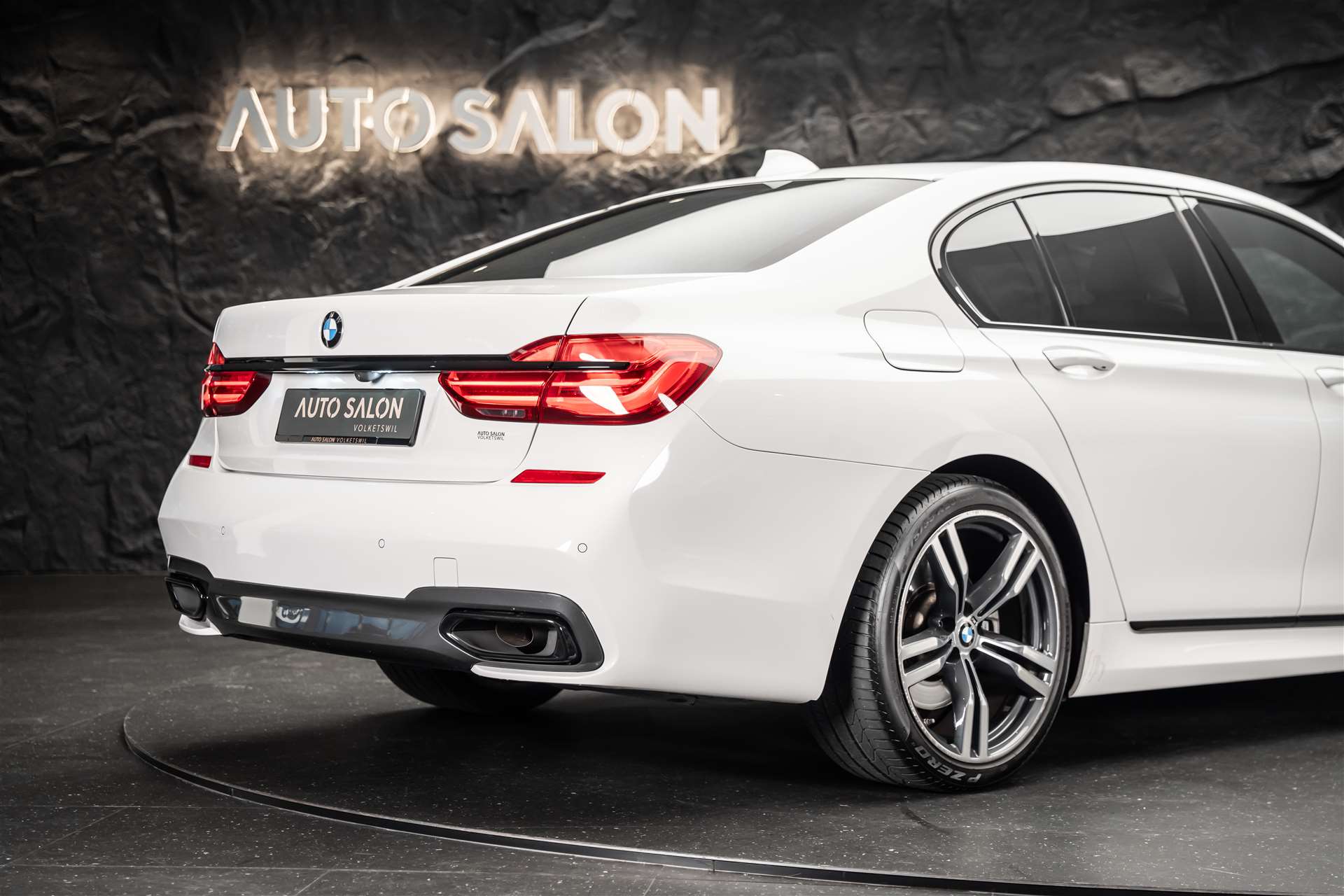 BMW BMW 730d xDrive M Sport Steptronic *Excl. Leder Elfenbein*-image-16