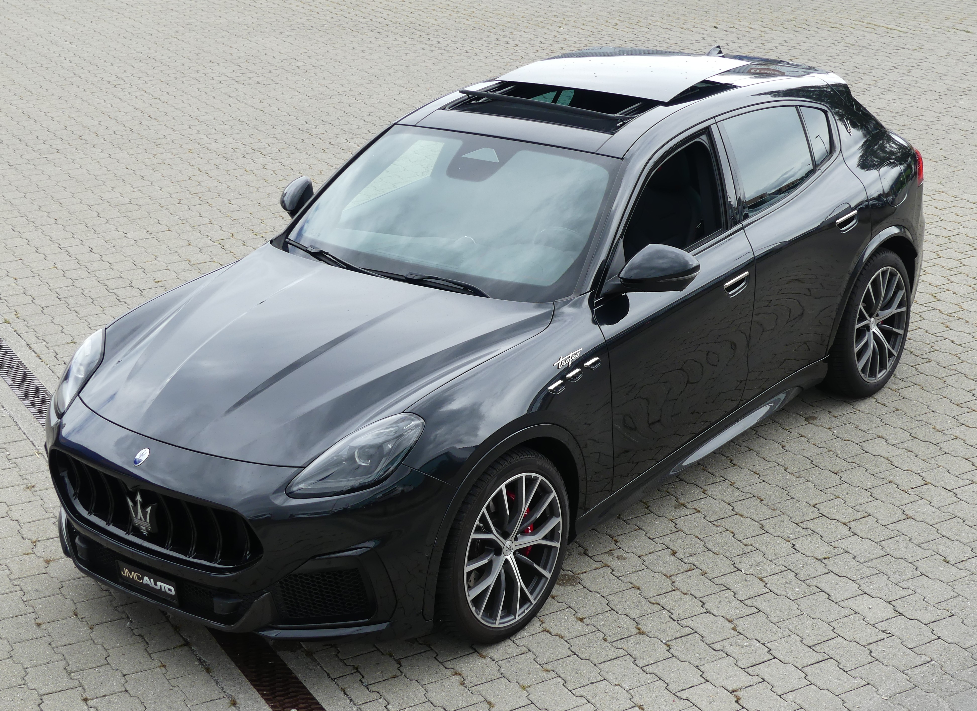 MASERATI Grecale 3.0 Trofeo (SUV / GelÃ¤ndewagen)