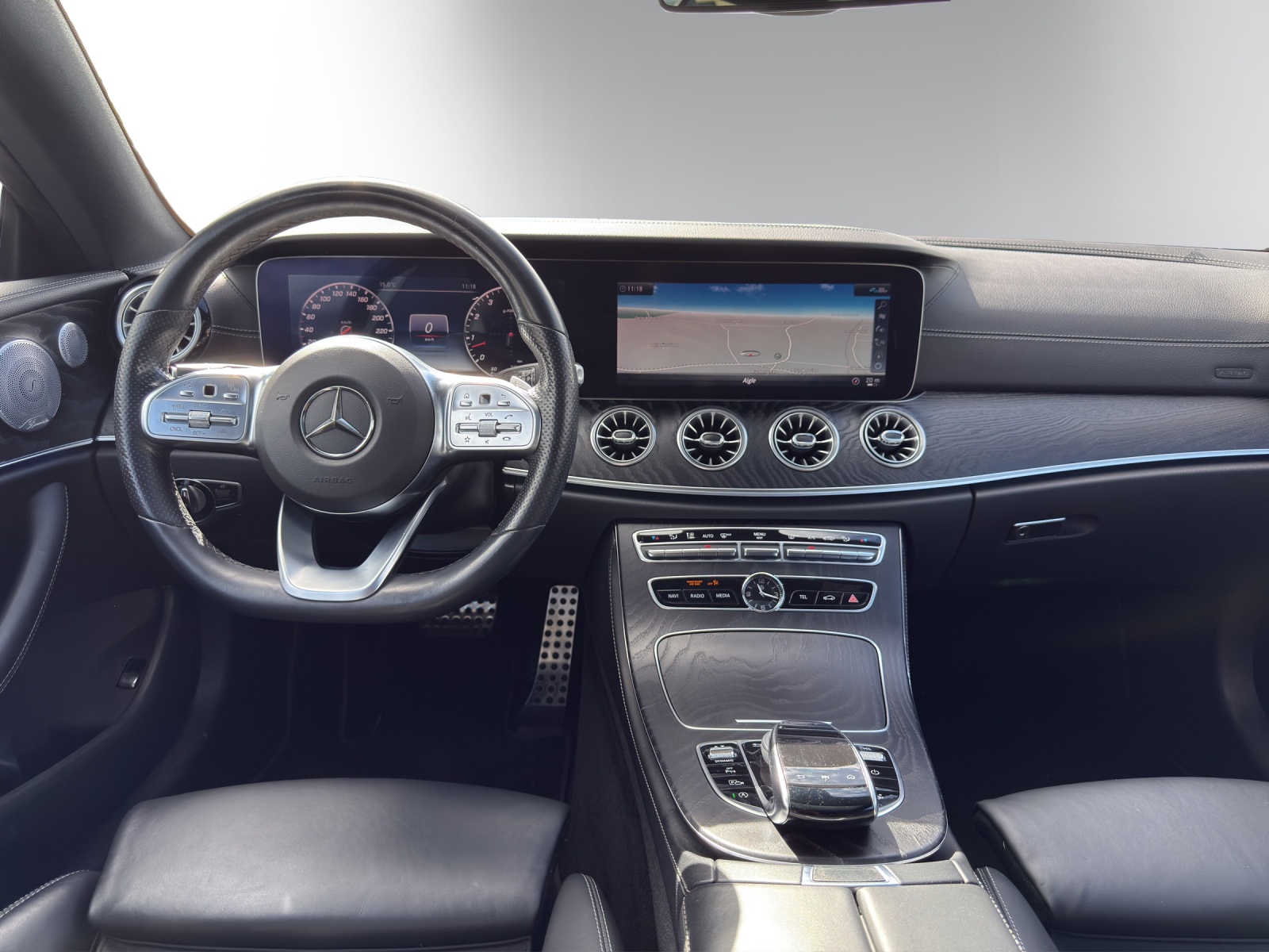 Image MERCEDES-BENZ E-450 E 450 AMG Line 4 Matic