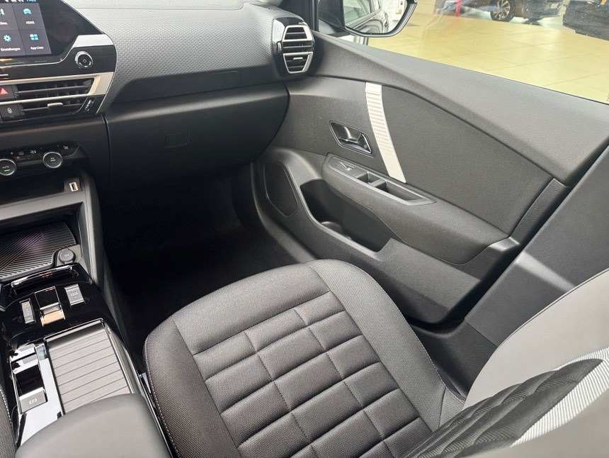 CITROEN C4 1.2 Hybrid You+-image-10