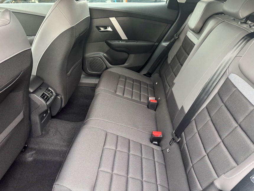 CITROEN C4 1.2 Hybrid You+-image-3
