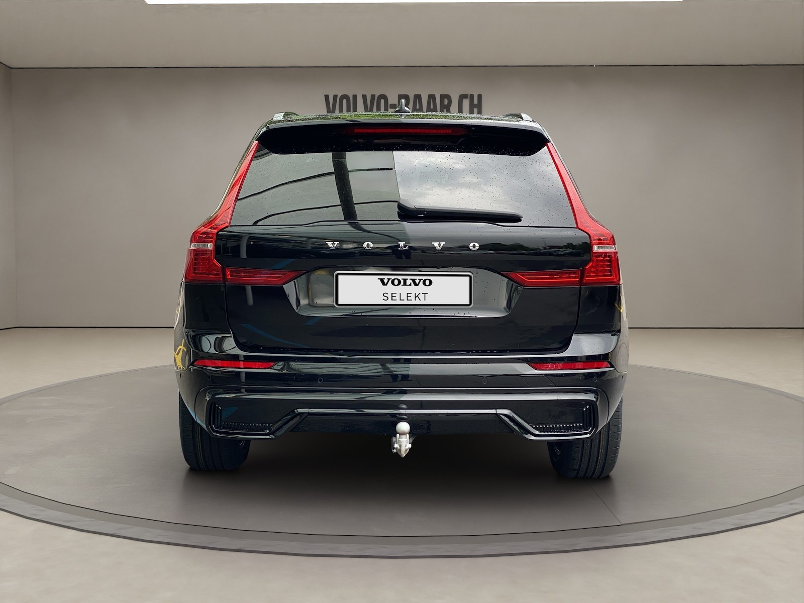 VOLVO XC60 2.0 B4 MH R-Design AWD-showroom-element-3