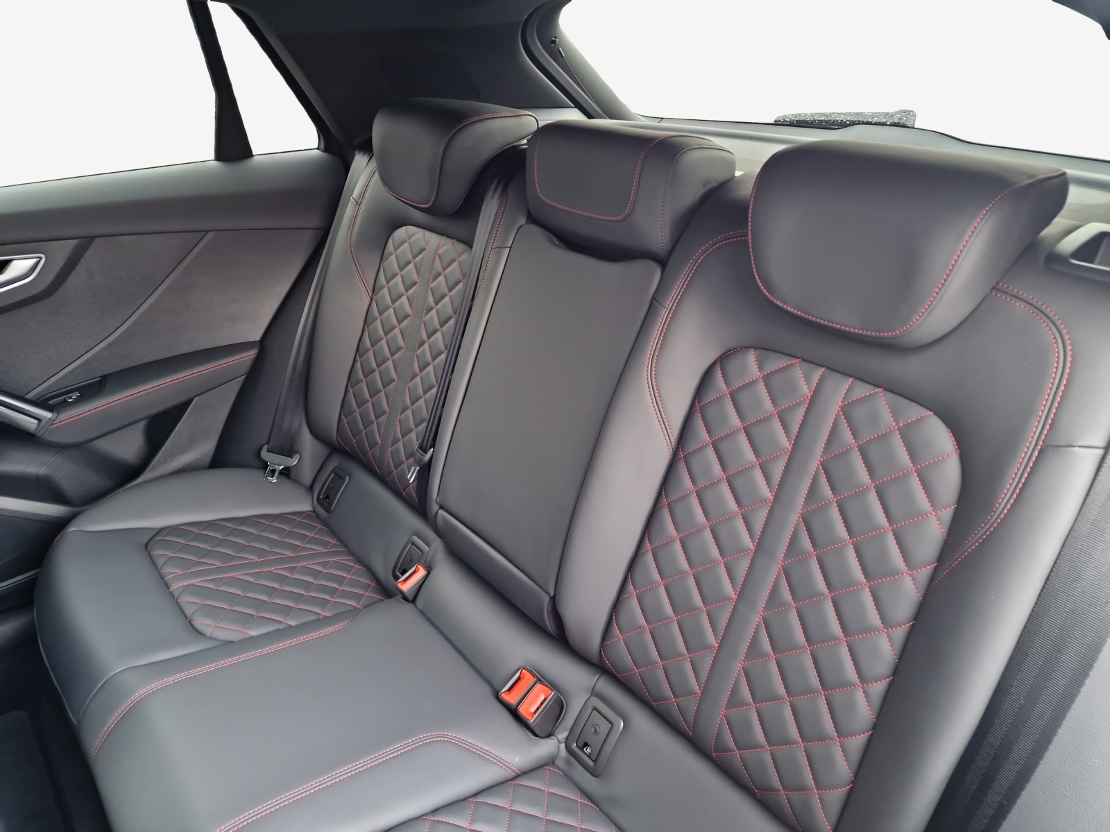 AUDI Q2 40 TFSI S line Attraction quattro S-tronic-image-11