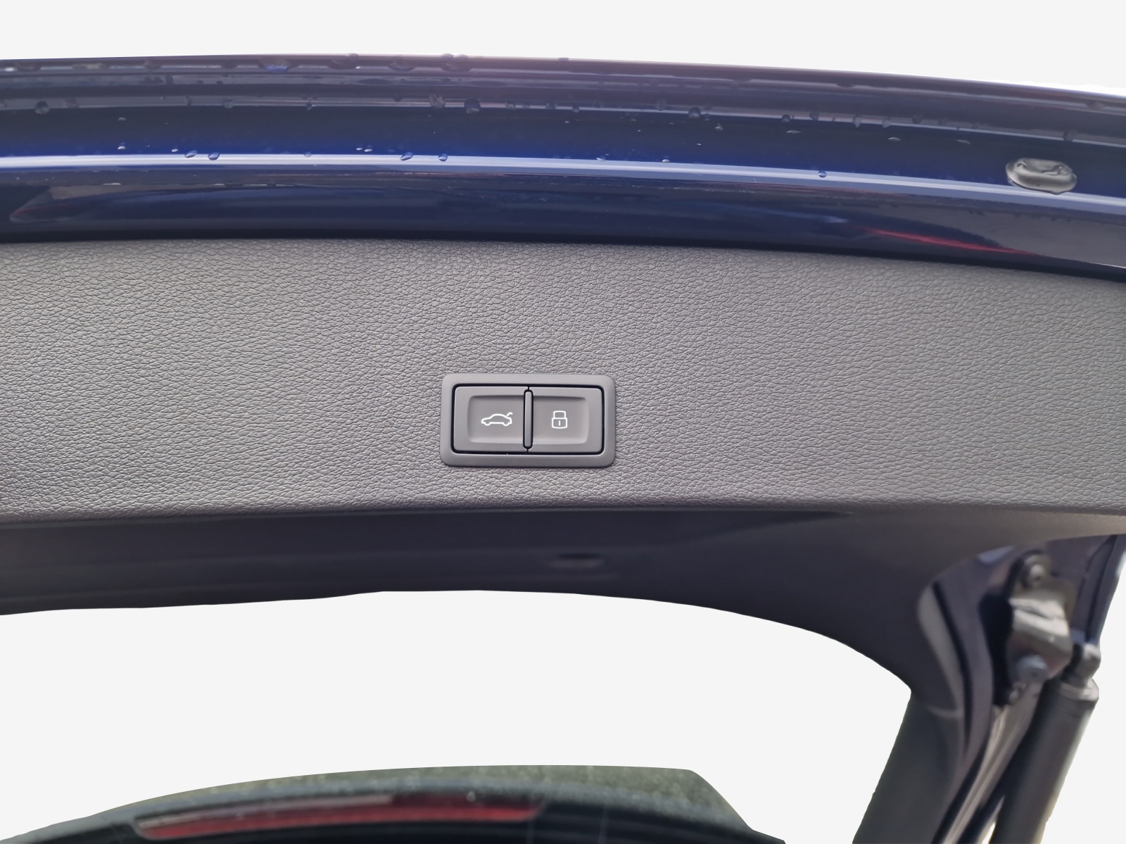 AUDI Q2 40 TFSI S line Attraction quattro S-tronic-image-13