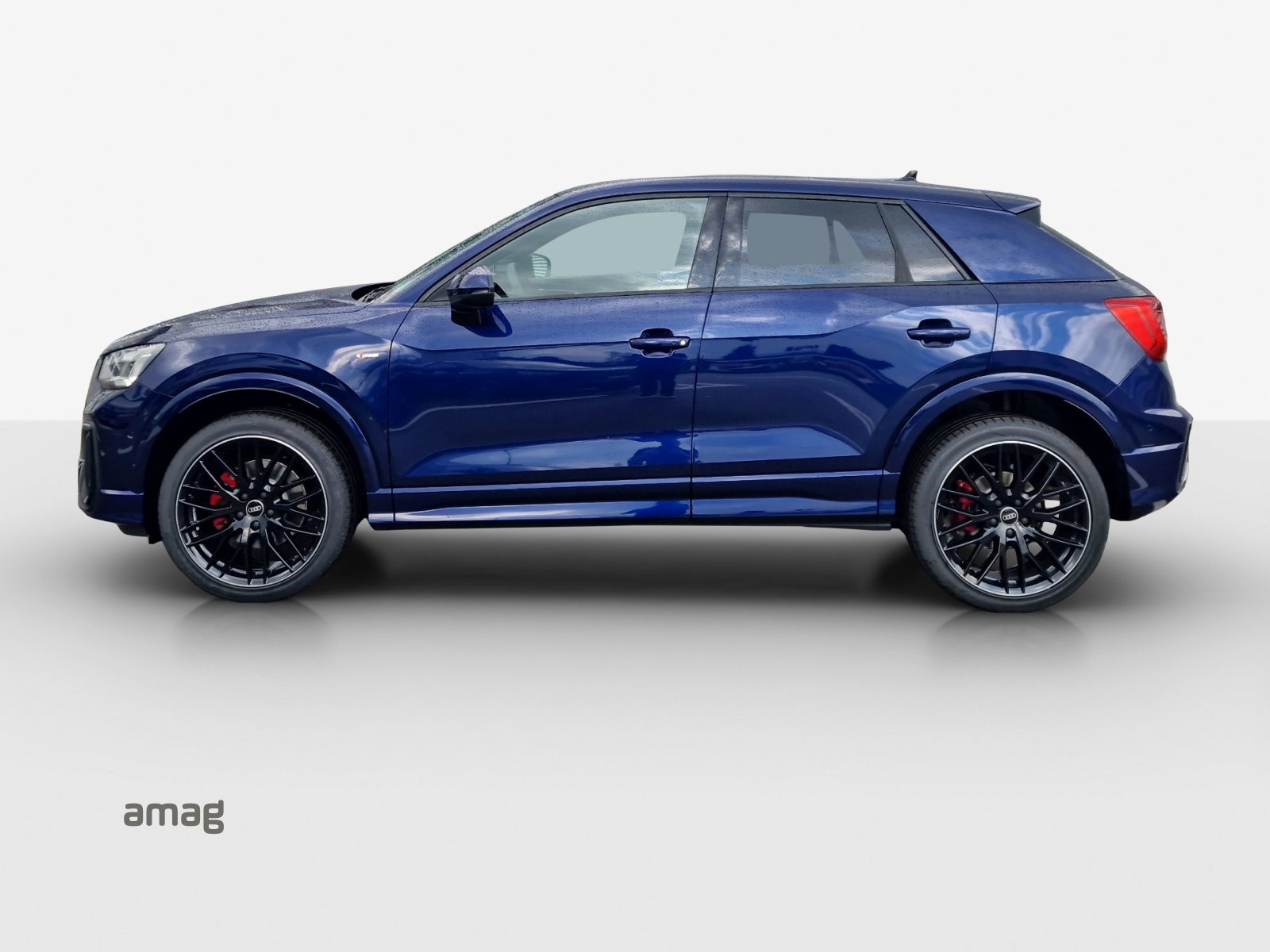 AUDI Q2 40 TFSI S line Attraction quattro S-tronic-showroom-element-1