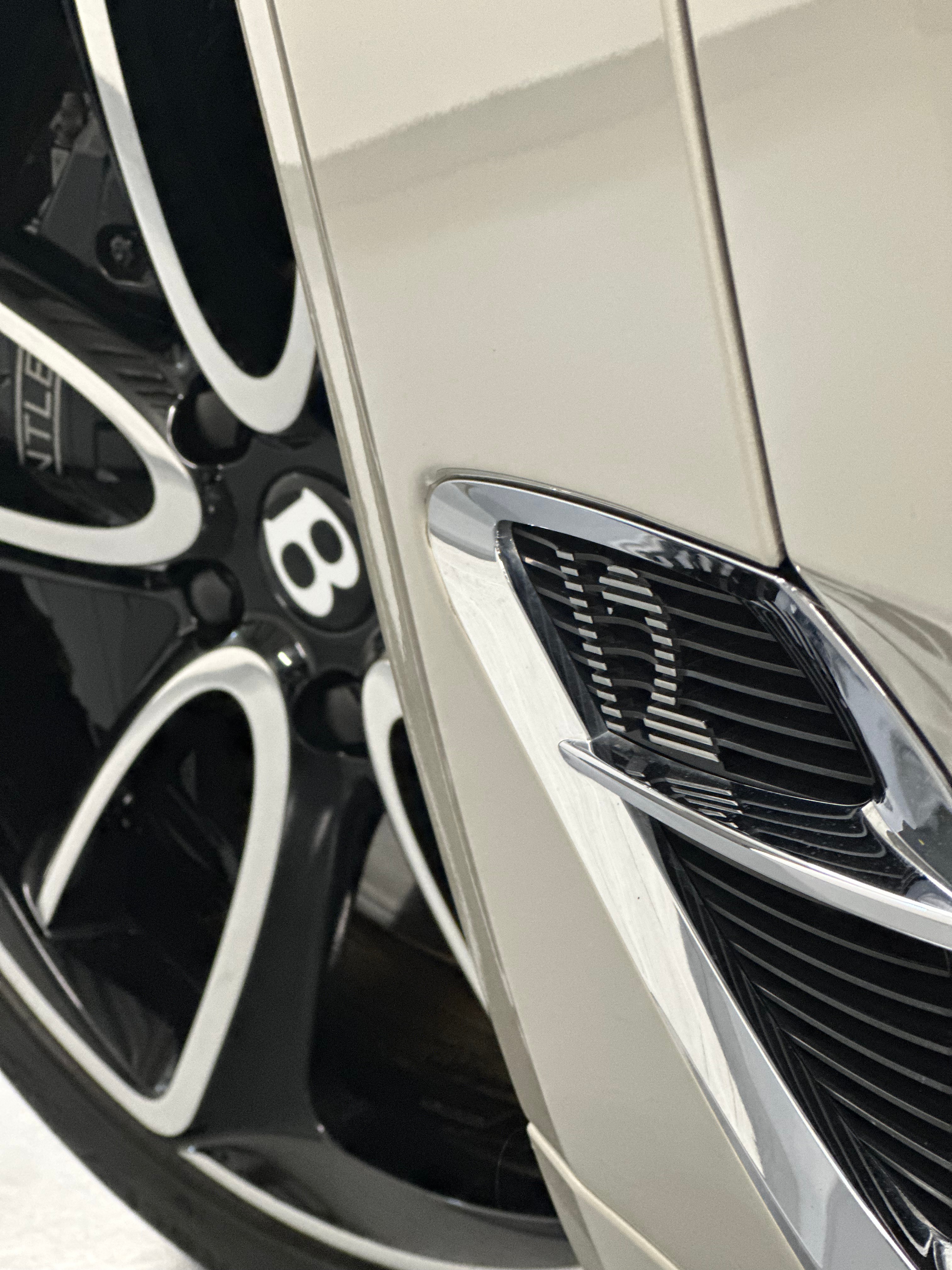 Image BENTLEY CONTINENTAL GT W12 First Edition