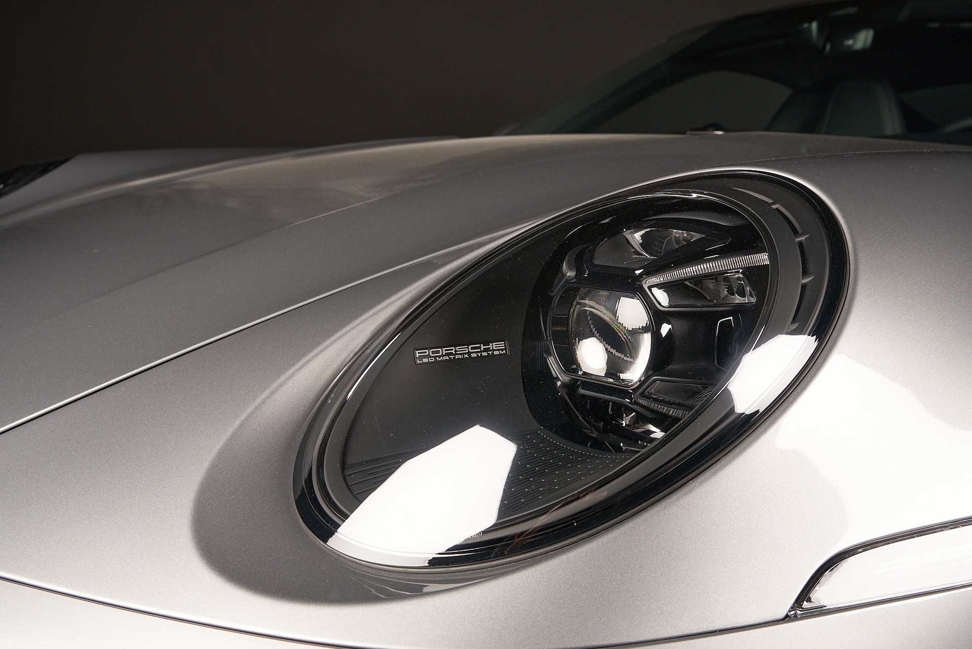 PORSCHE 911 Carrera 4 GTS PDK-showroom-element-2