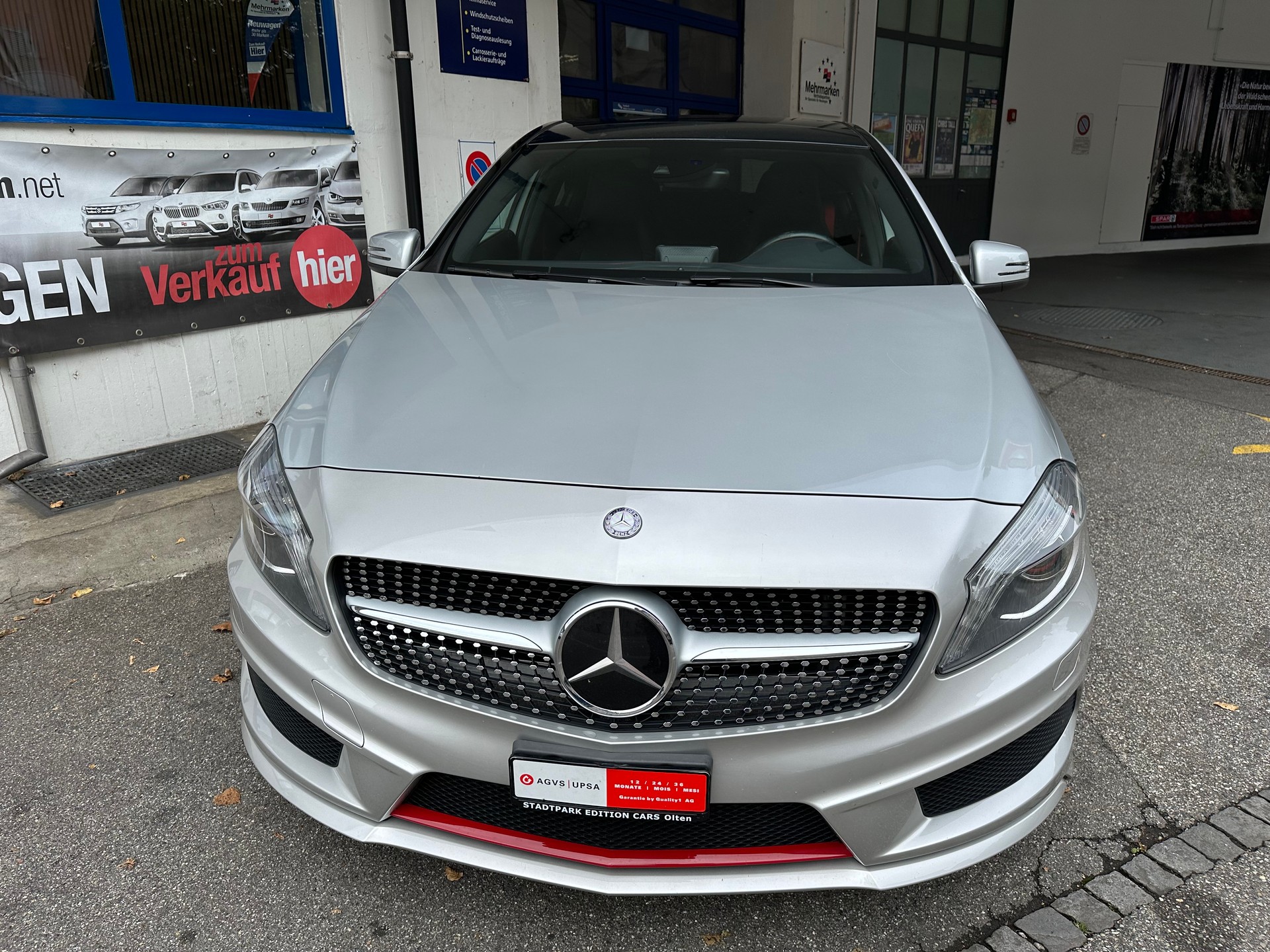 MERCEDES-BENZ A 250 Sport 7G-DCT-showroom-element-2