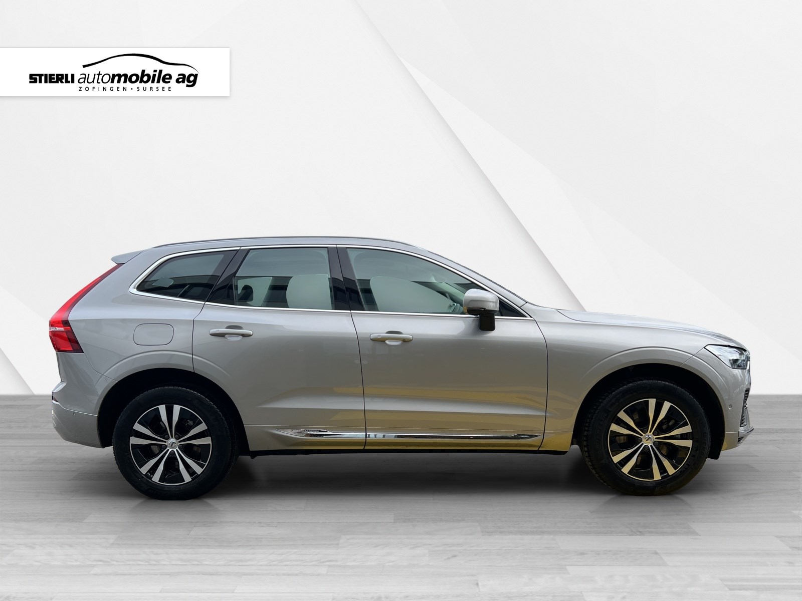 VOLVO XC60 2.0 T6 TE Inscription Expression eAWD-showroom-element-3