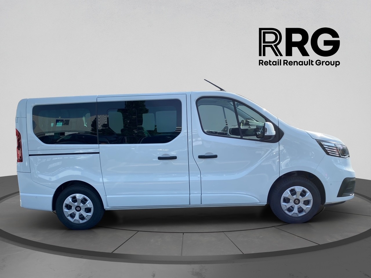 RENAULT Trafic Blue dCi 150 Passenger Techno-showroom-element-1