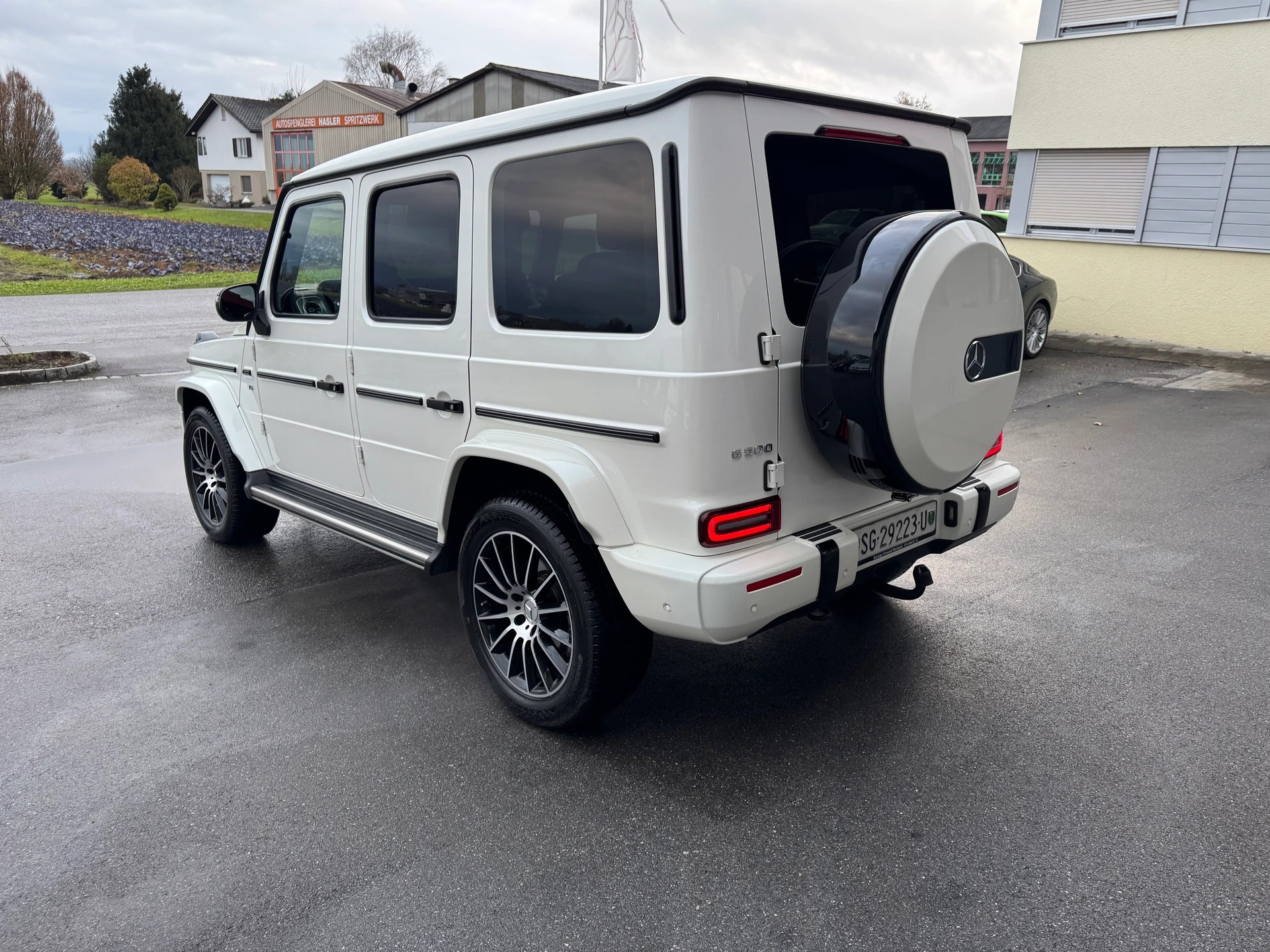 MERCEDES-BENZ G 500 AMG Line 9G-Tronic-showroom-element-3