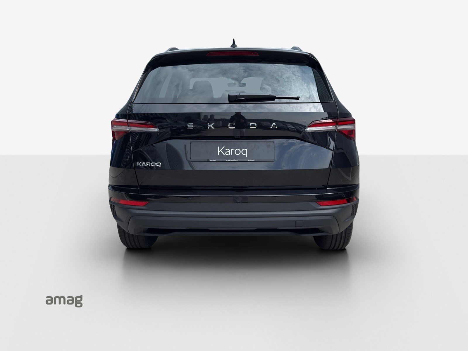 SKODA Karoq 1.5 TSI Selection DSG-showroom-element-3
