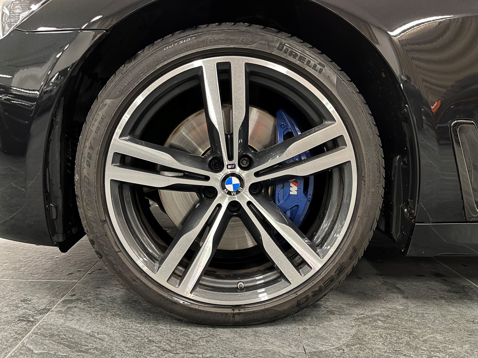 BMW 740d xDrive Steptronic-image-11
