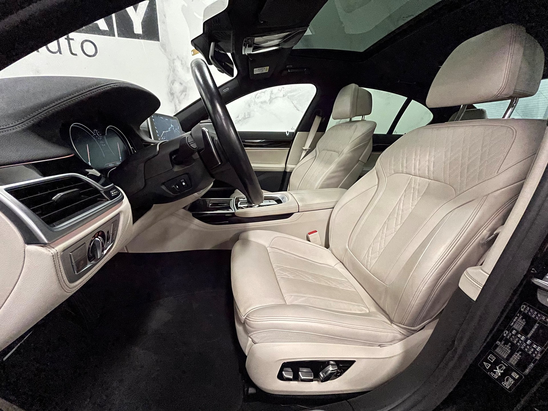 BMW 740d xDrive Steptronic-image-3