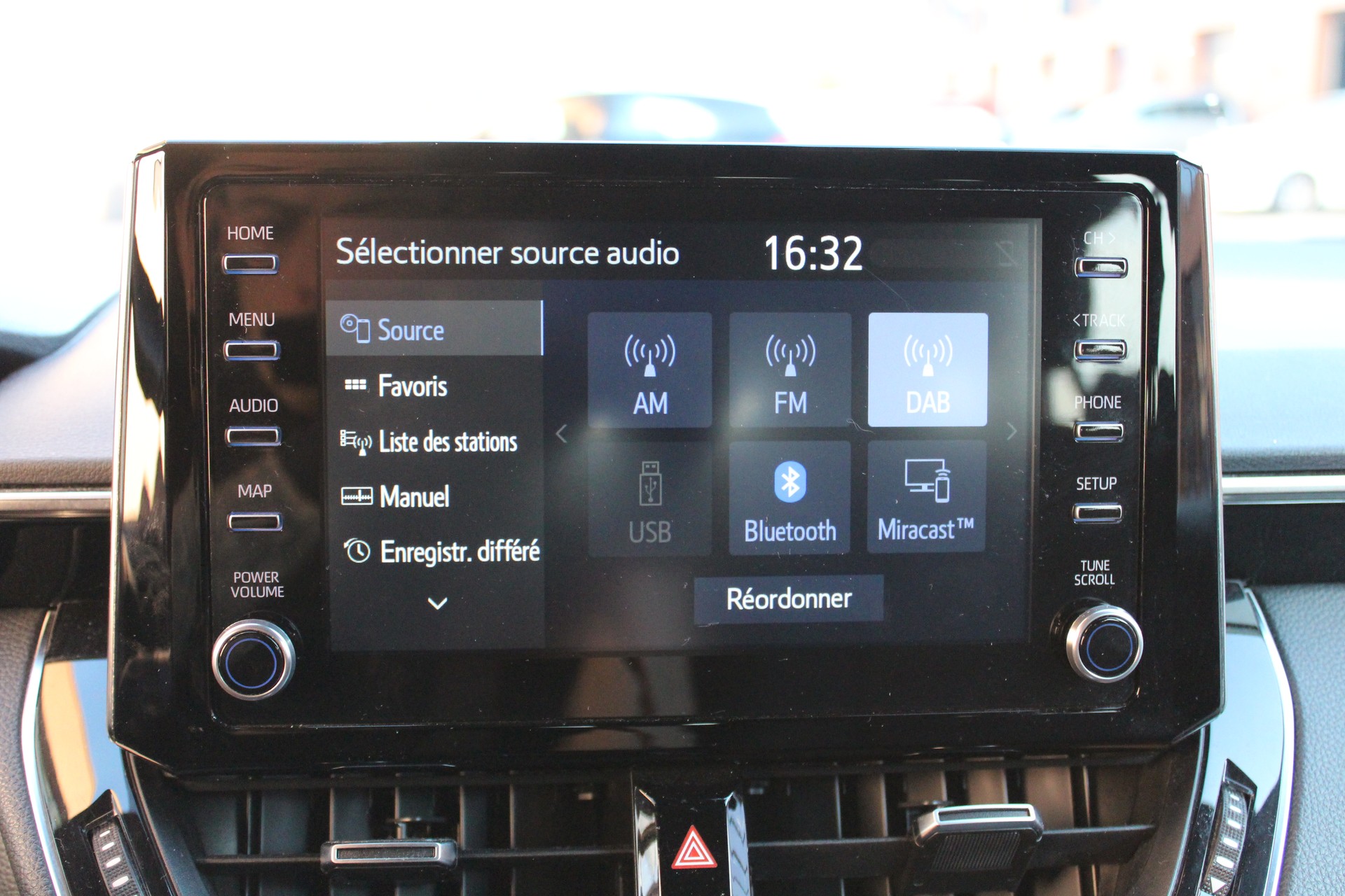 SUZUKI Swace 1.8 Hybrid Compact Top E-CVT-image-9