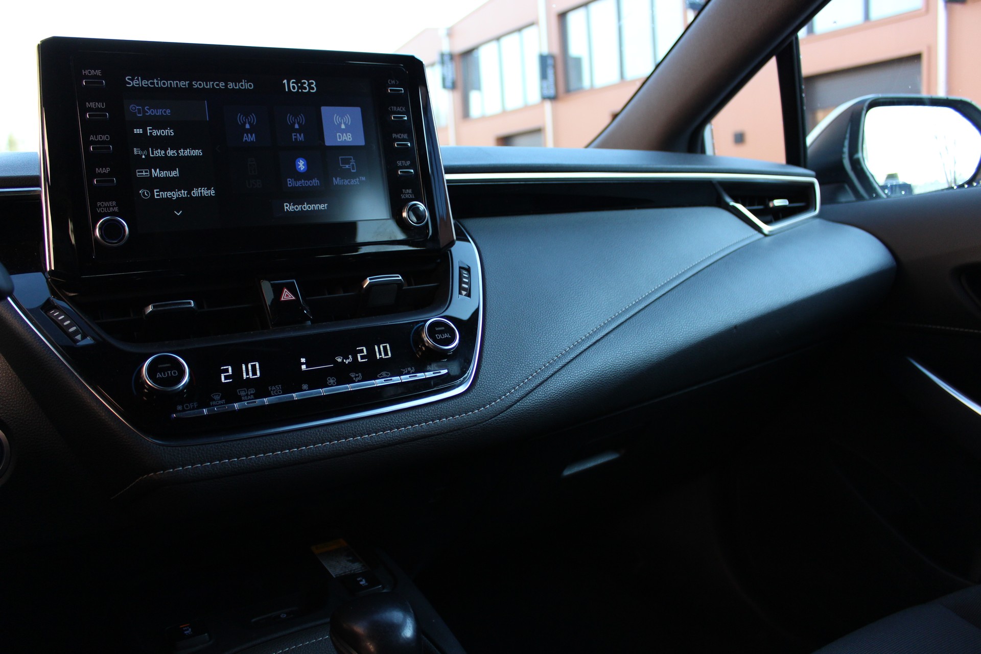 SUZUKI Swace 1.8 Hybrid Compact Top E-CVT-image-16