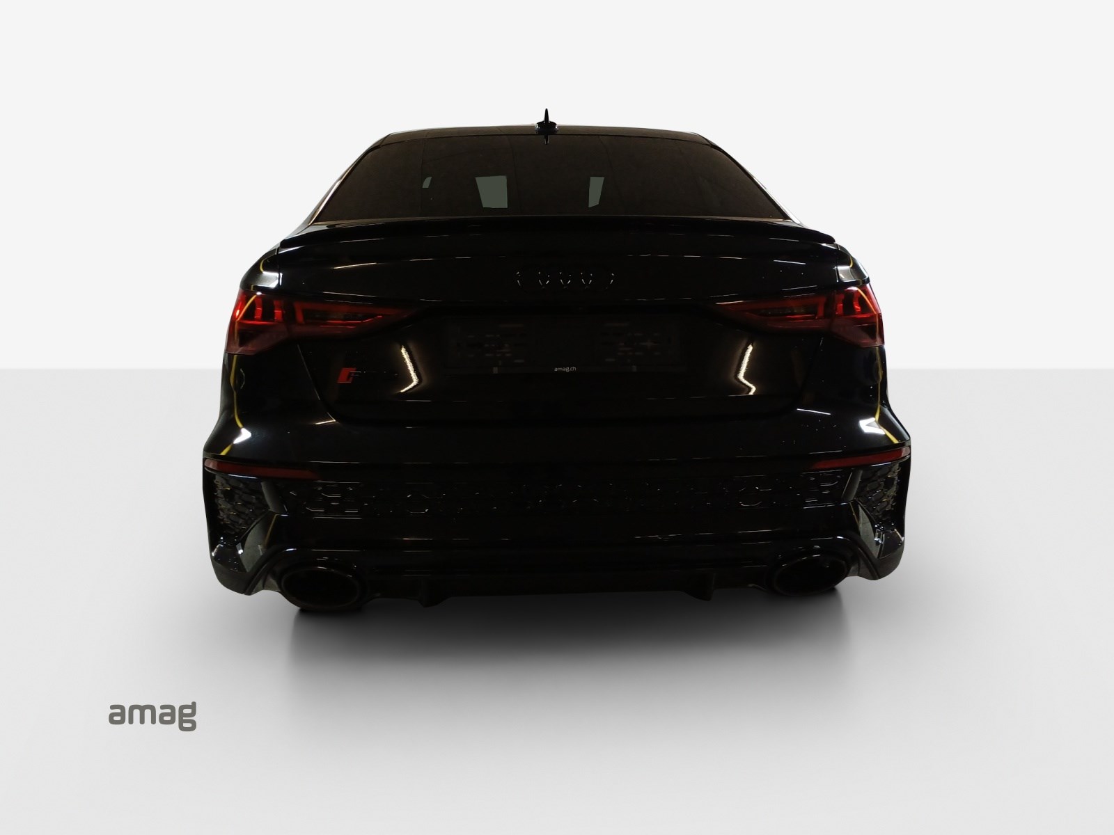 AUDI RS3 Limousine 2.5 TSI quattro S-tronic-showroom-element-3