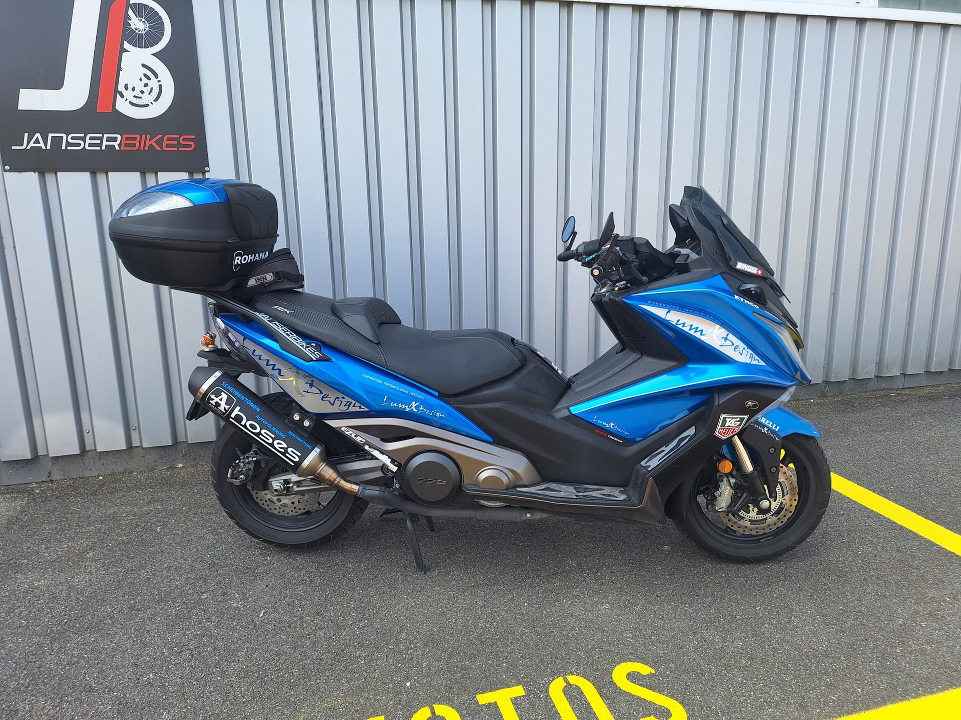 Ak Premium Ak 550 Blu Ak 550 Promozioni Kymco 2021 Kymco Ak 550