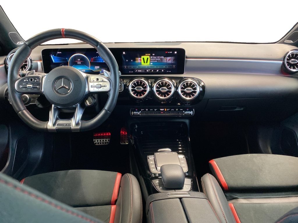 MERCEDES-BENZ A 35 AMG 4Matic-image-8