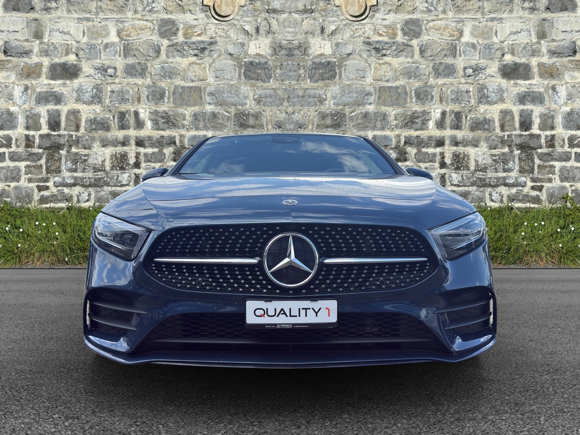 MERCEDES-BENZ A 250 4Matic AMG Line 4Matic 7G-DCT-showroom-element-1