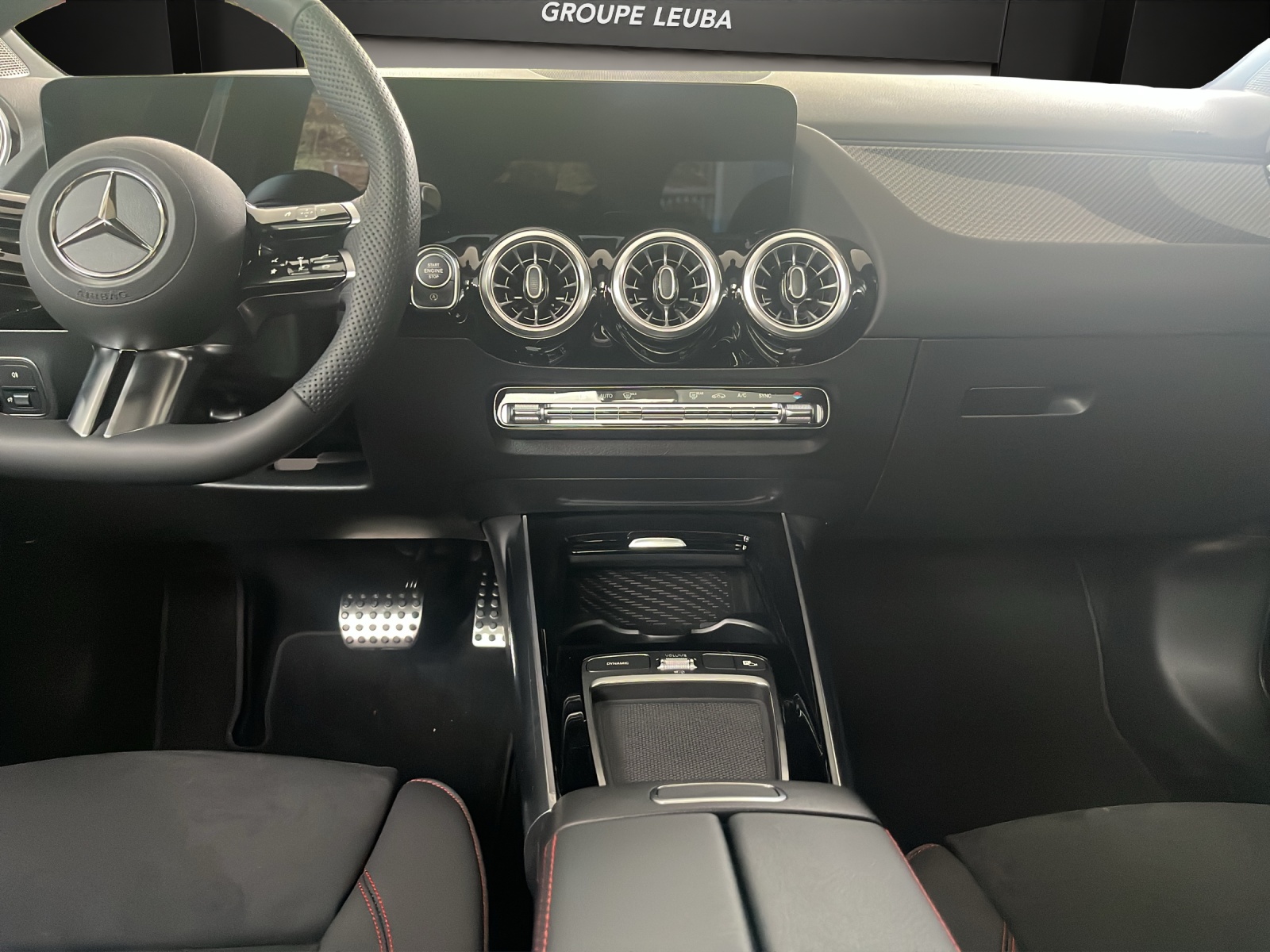 Image MERCEDES-BENZ GLA-250 GLA 250 4Matic 8G-DCT Swiss Star