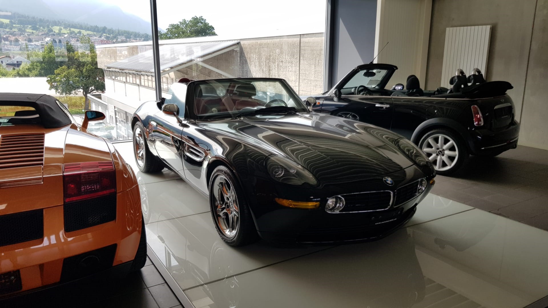 BMW Z8 Roadster-image-0