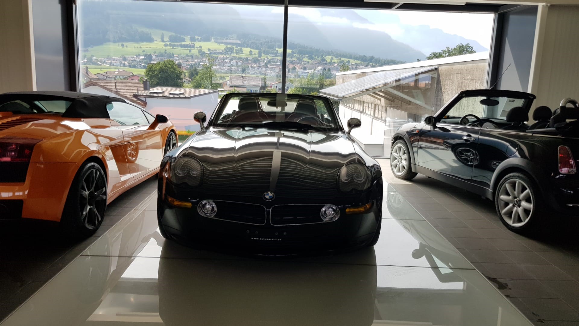 BMW Z8 Roadster-image-1