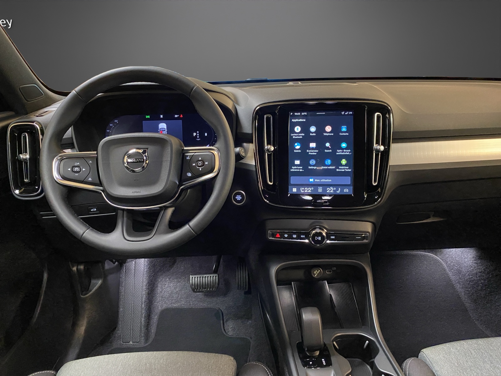 Image VOLVO XC40 XC40 B3 Benzin Mild Hybrid Xcite DCT