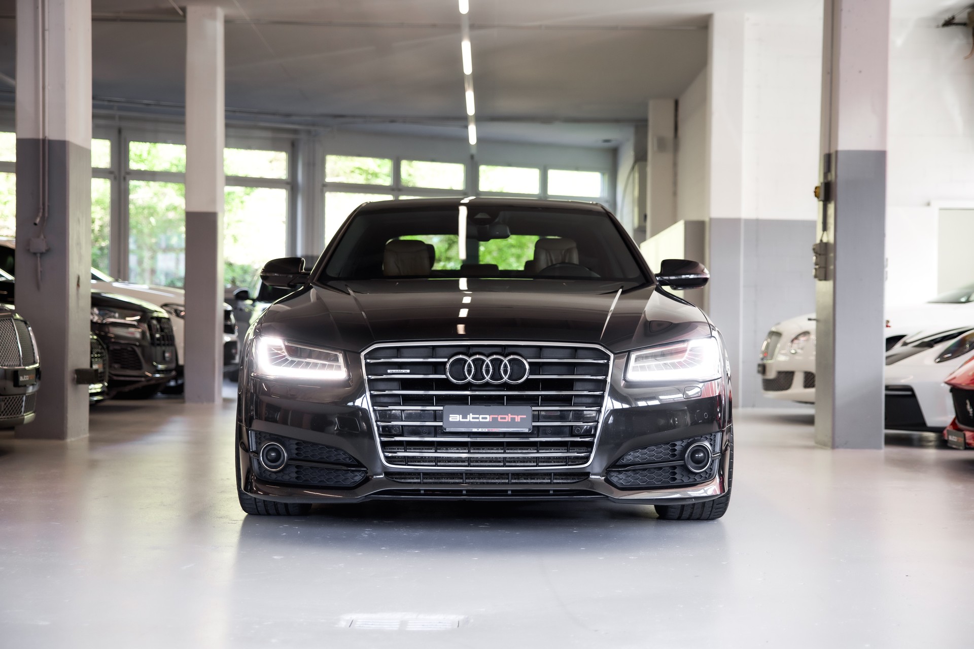 AUDI A8 3.0 TDI quattro tiptronic Sport Paket ab Werk-showroom-element-1