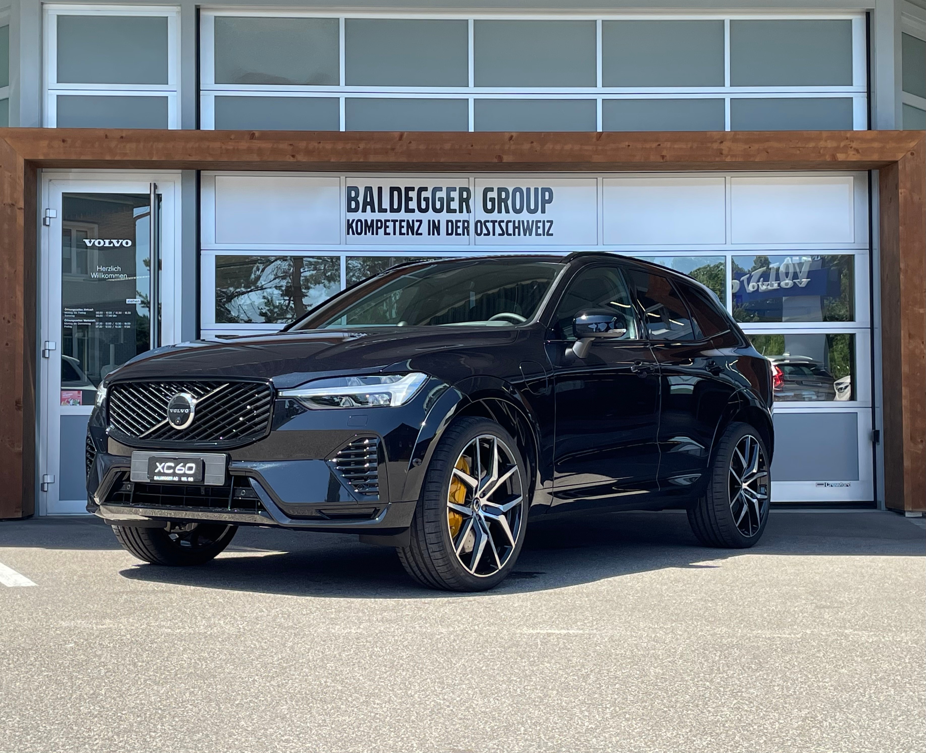 VOLVO XC60 2.0 T8 TE Polestar (SUV / Geländewagen) Volvo VOLVO XC60 2.0 T8 TE Polestar (SUV / Geländewagen)