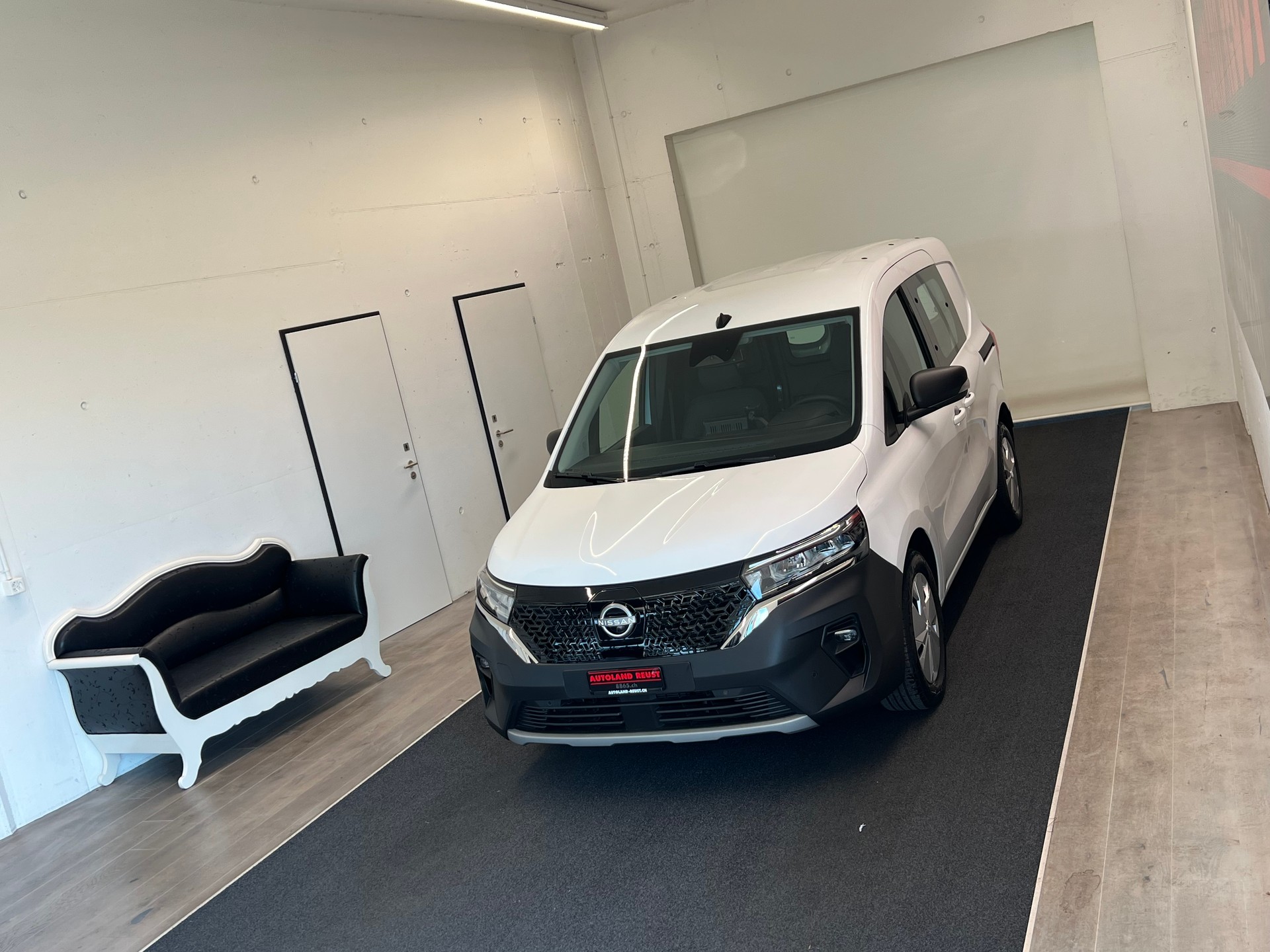 NISSAN Townstar EV45 kWh 22kW L1 N-Connecta-showroom-element-3