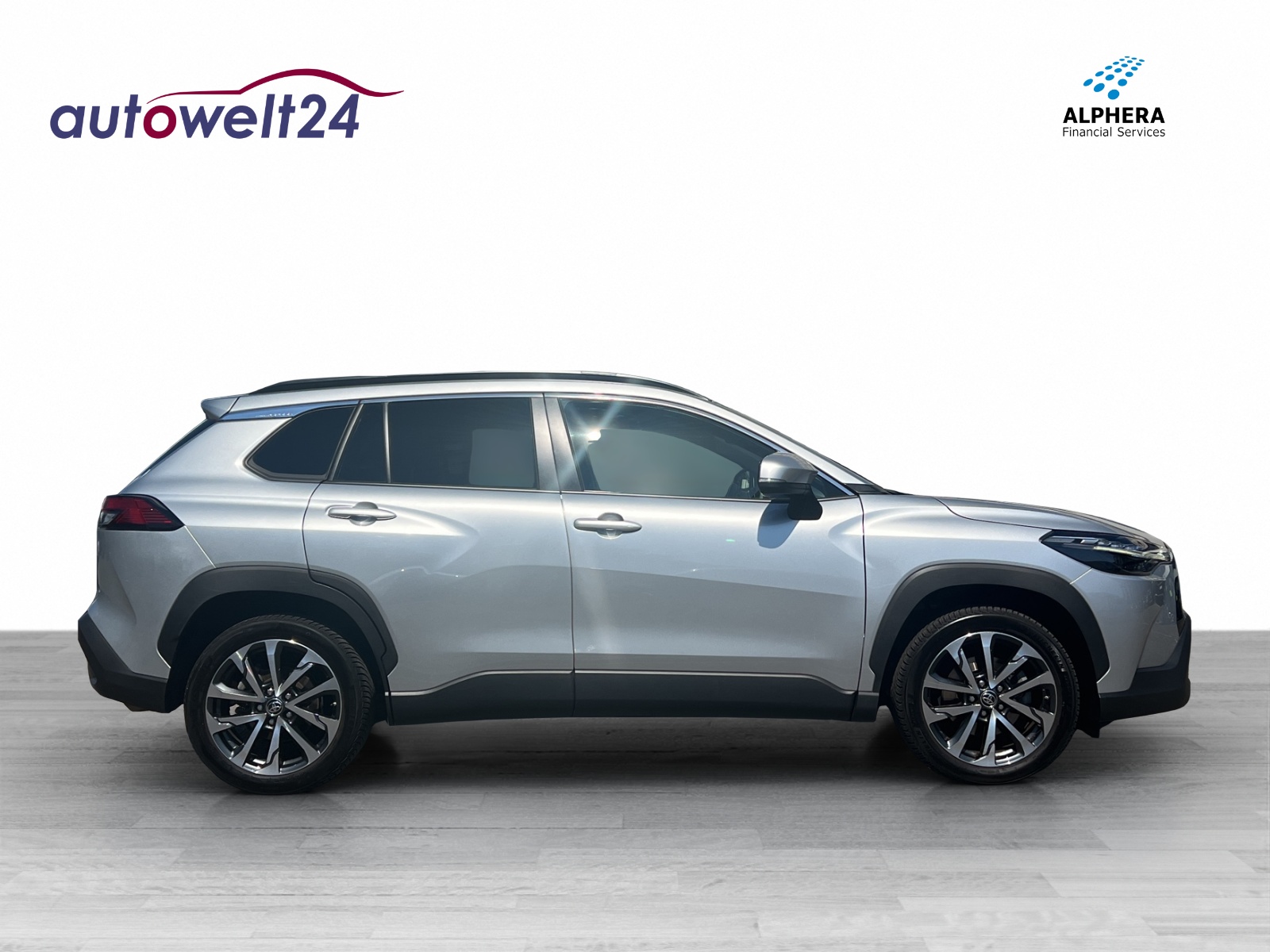 TOYOTA Corolla Cross 2.0 4WD Comfort e-CVT-showroom-element-3