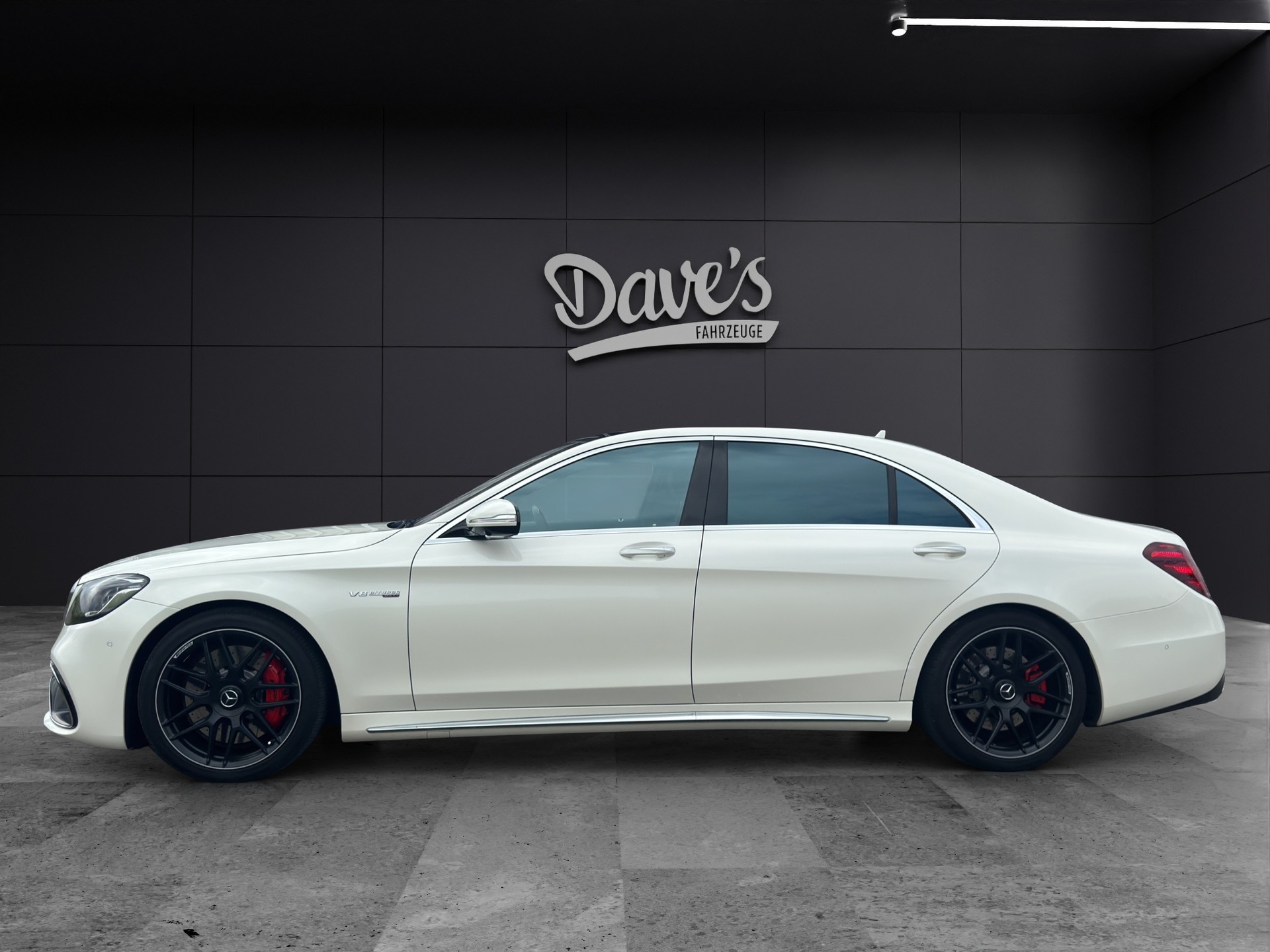 MERCEDES-BENZ S 63 AMG L 4Matic+ 9G-Tronic-showroom-element-1