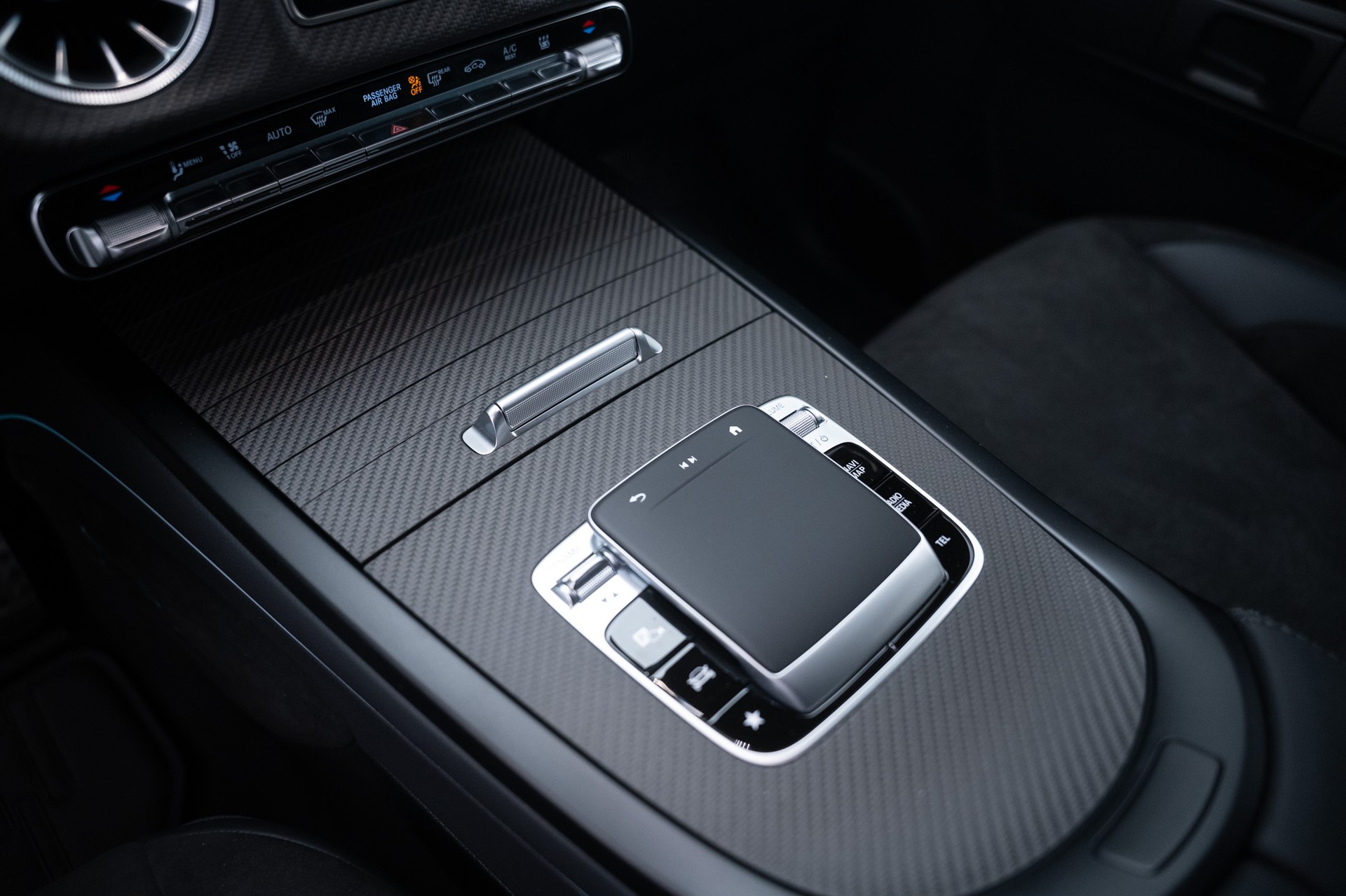 MERCEDES-BENZ HOF SIR CLASS-image-9