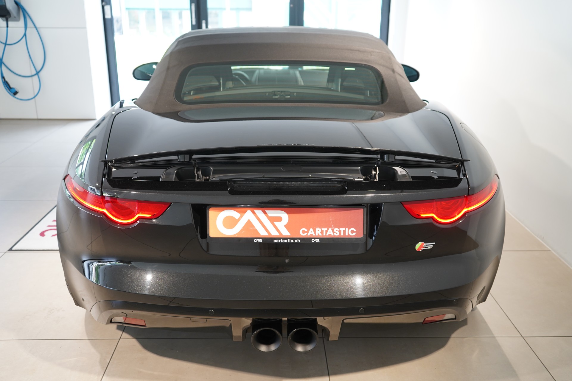 JAGUAR F-Type S 3.0 V6 S/C-showroom-element-3