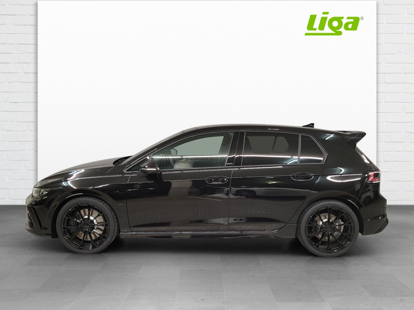 VW Golf VIII 2.0 TSI R Black Edition DSG 4motion