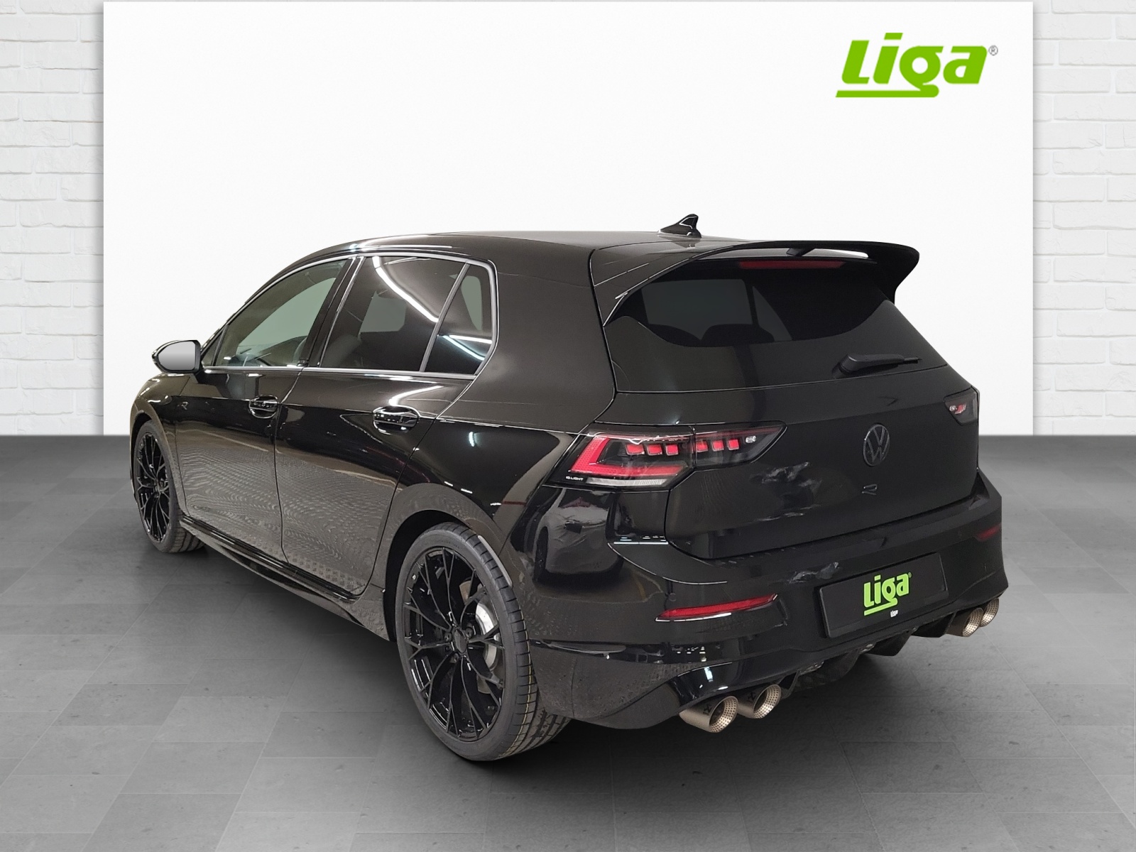 VW Golf VIII 2.0 TSI R Black Edition DSG 4motion-showroom-element-3