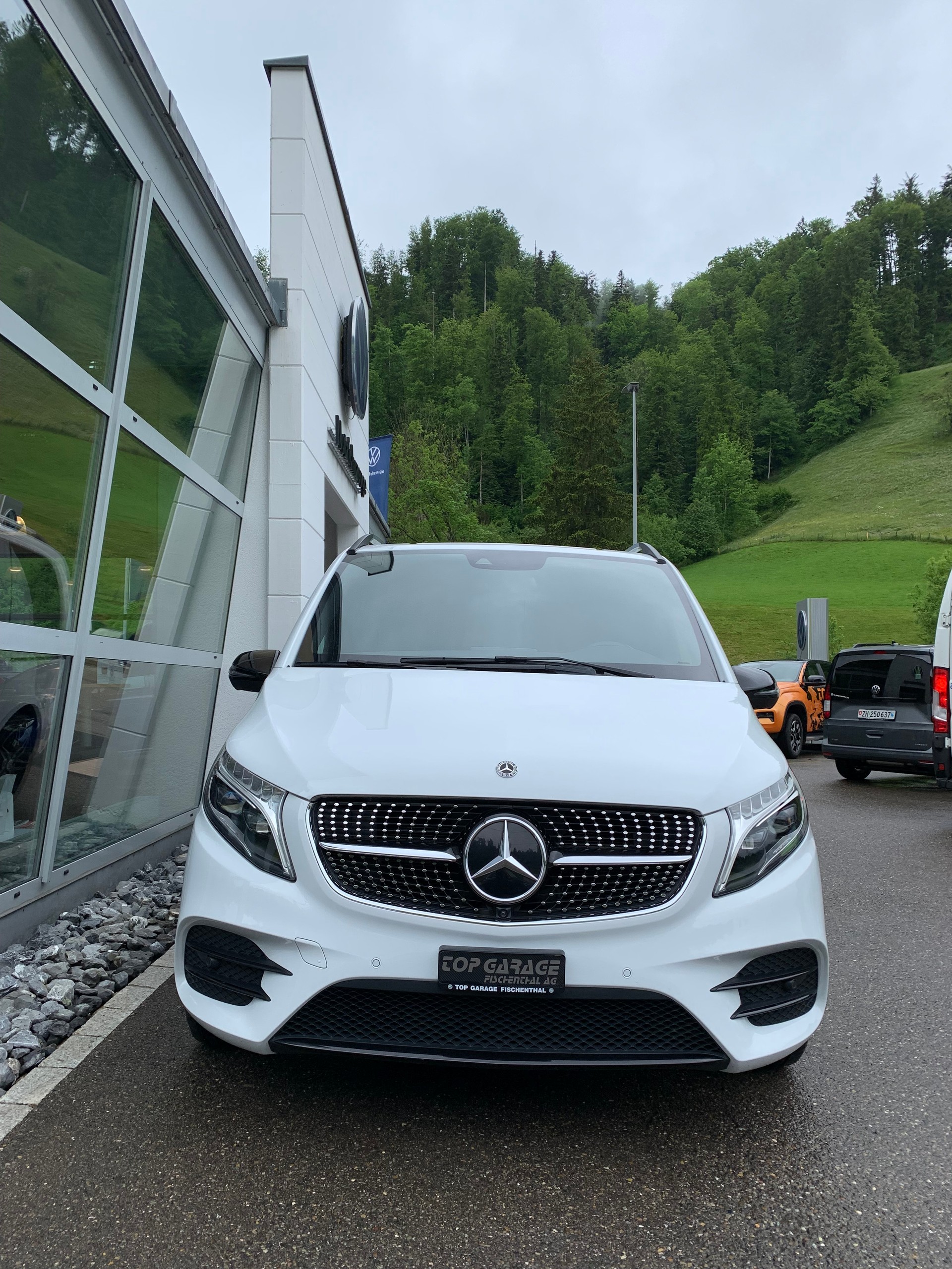 MERCEDES-BENZ V 300 d Swiss Edition kompakt 4Matic 9G-Tronic-showroom-element-1