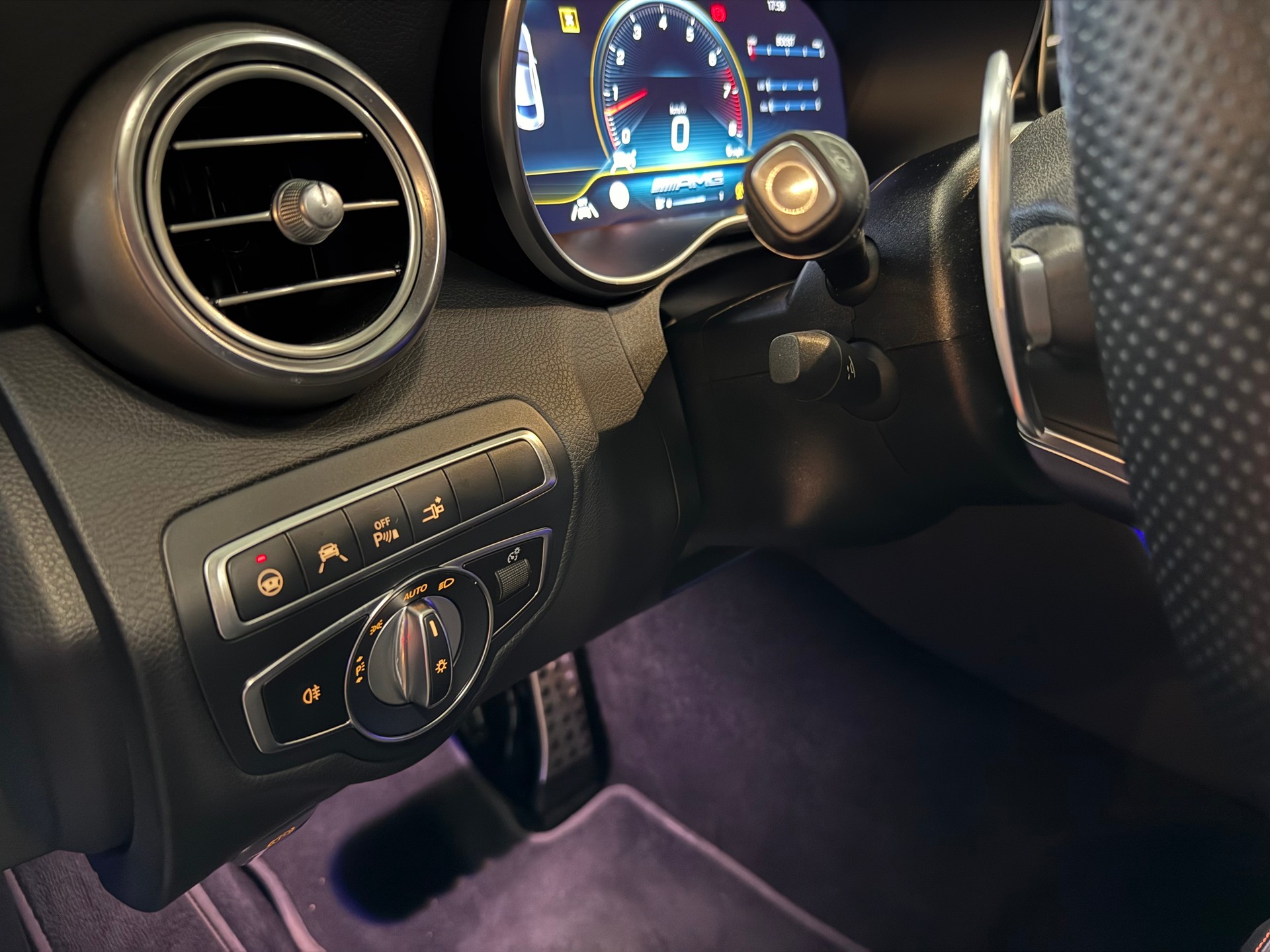 MERCEDES-BENZ C 43 AMG 4Matic 9G-tronic-image-17